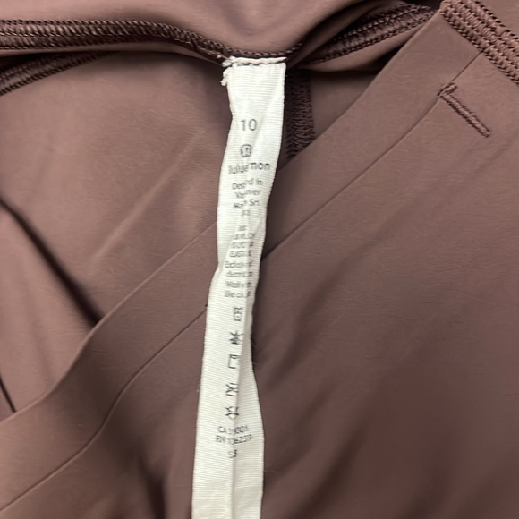 Lululemon Speed Limit Crop 23" In Cherry Cola Size 10 - Picture 5 of 6